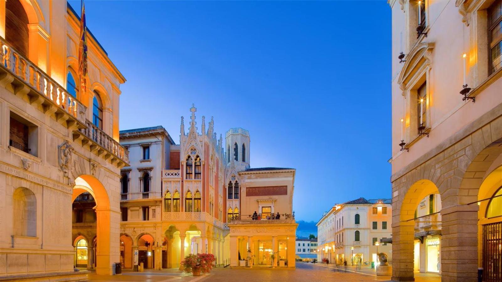 Officine Cavour Casa Dei Leoni Centro Storico Padova 아파트 외부 사진