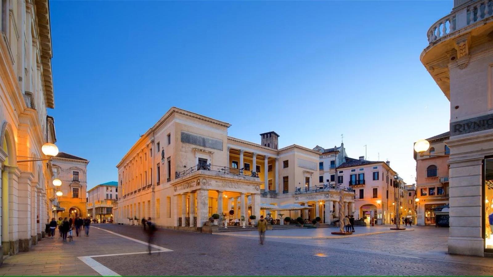 Officine Cavour Casa Dei Leoni Centro Storico Padova 아파트 외부 사진